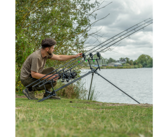 Avid Carp род-под Extremity Pod