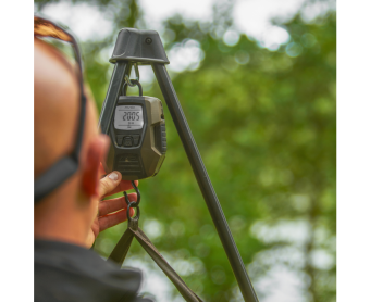 Avid Carp тренога для взвешивания Revolve